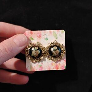 Vintage Floral stud earrings